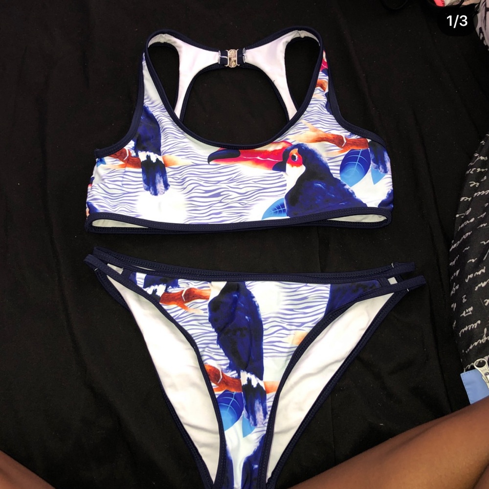 Bathing suit